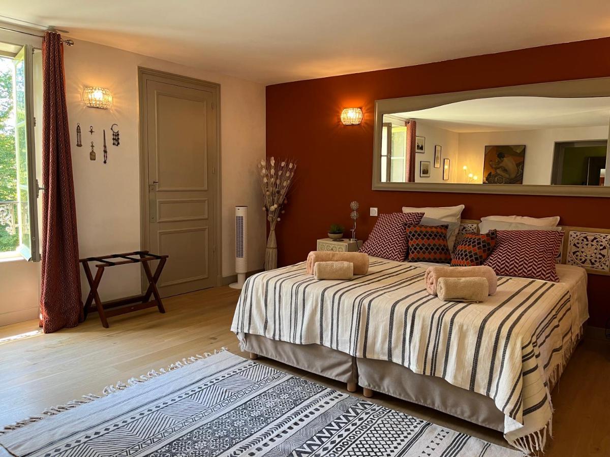 Chateau Du Mauny, Gites Et Chambres D'Hotes En Bourgogne Rosey Экстерьер фото