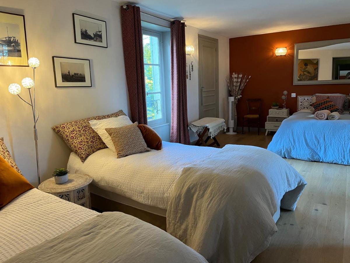 Chateau Du Mauny, Gites Et Chambres D'Hotes En Bourgogne Rosey Экстерьер фото